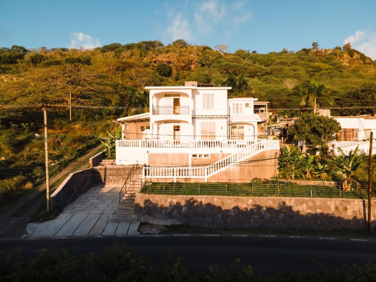 Les Manglier Holiday home *